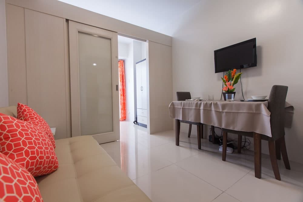Homebound at Sea Residences Serviced Apartments, Pasay, photo 2