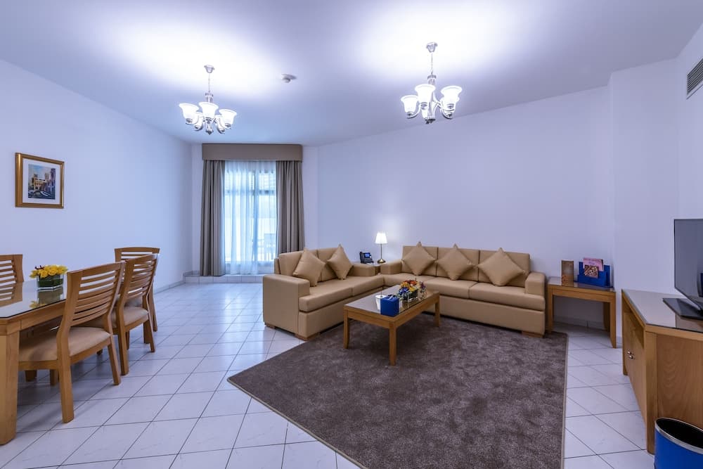 Roda Al Murooj Residences, Dubai, photo 3