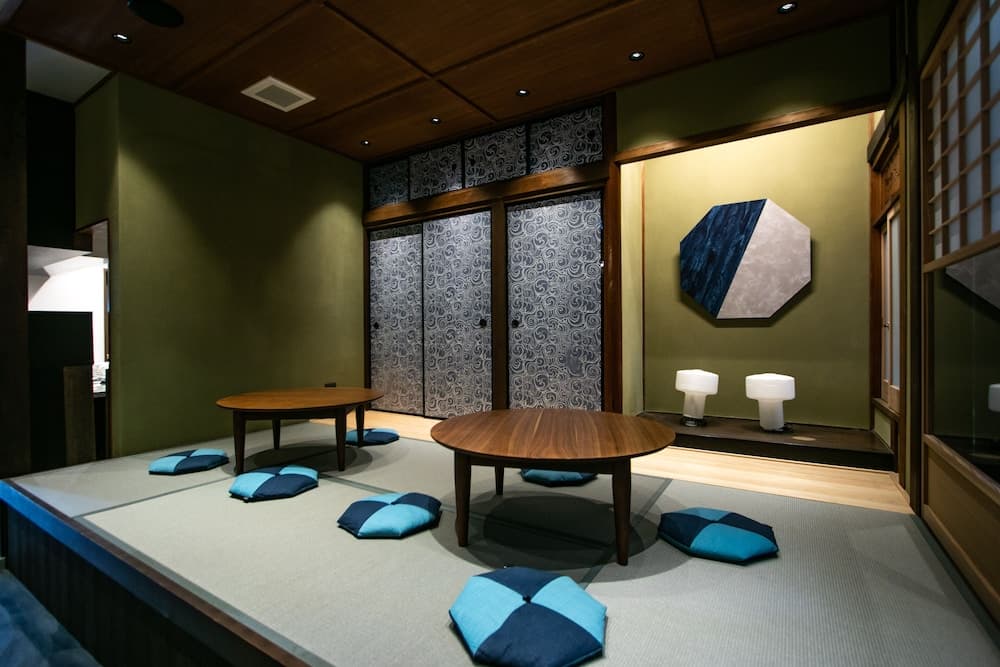 Minn Nijo-jo, photo 3