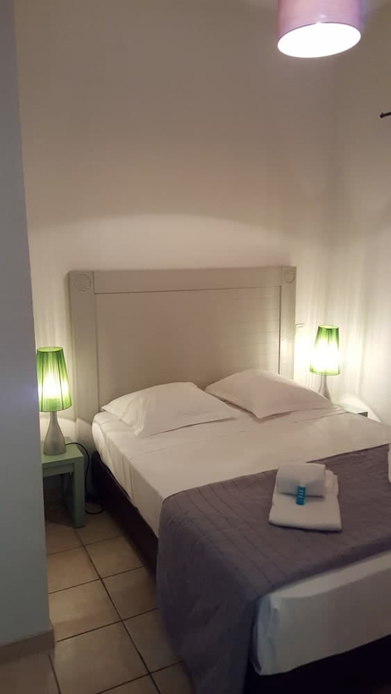 UZES APPART HOTEL, Uzès, photo 2