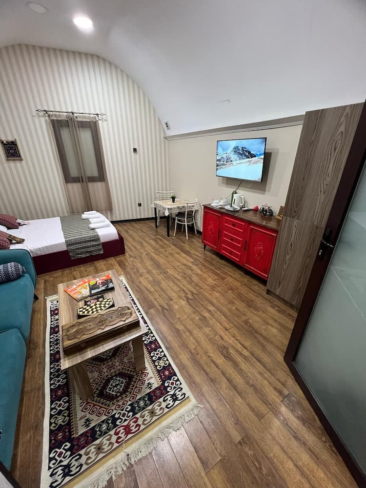 Old Rooms Hotel, Baku, photo 2