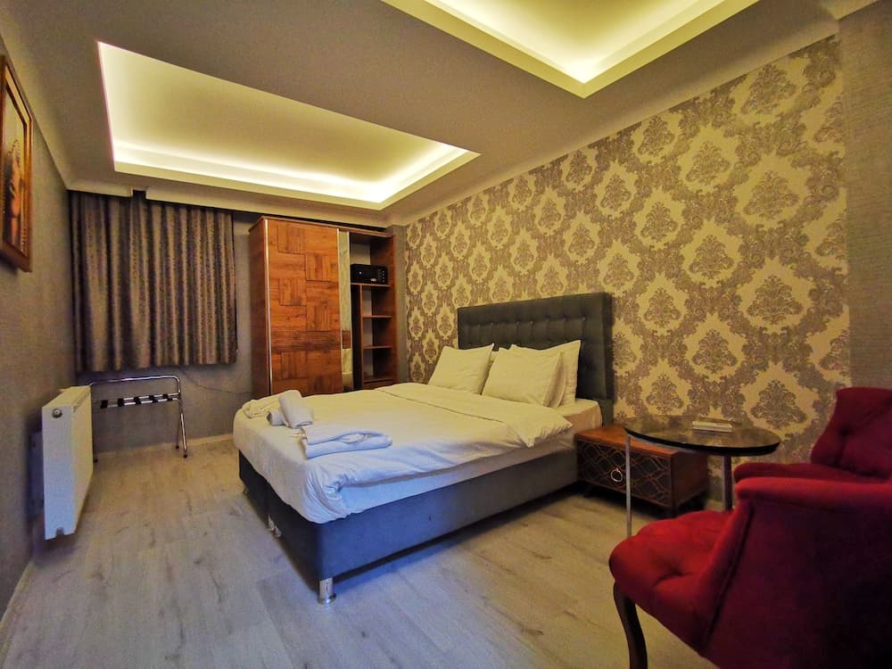 Sahane Apart, photo 3