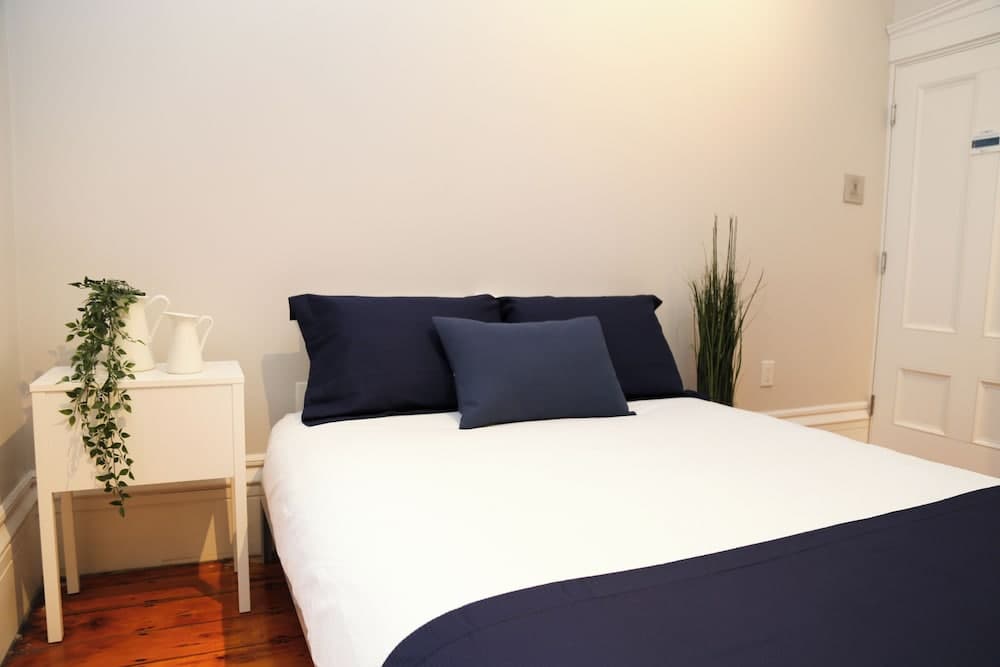 Maverick Suites at 40 Temple St, Boston, photo 3