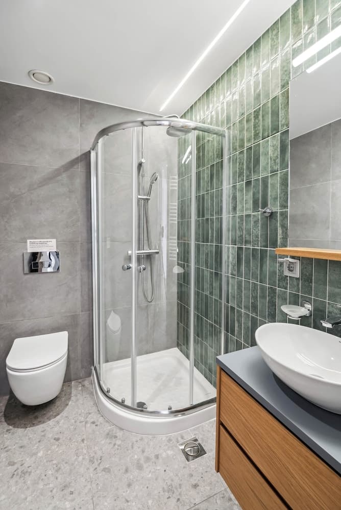 Limehome Piraeus Olive, Piraeus, photo 6