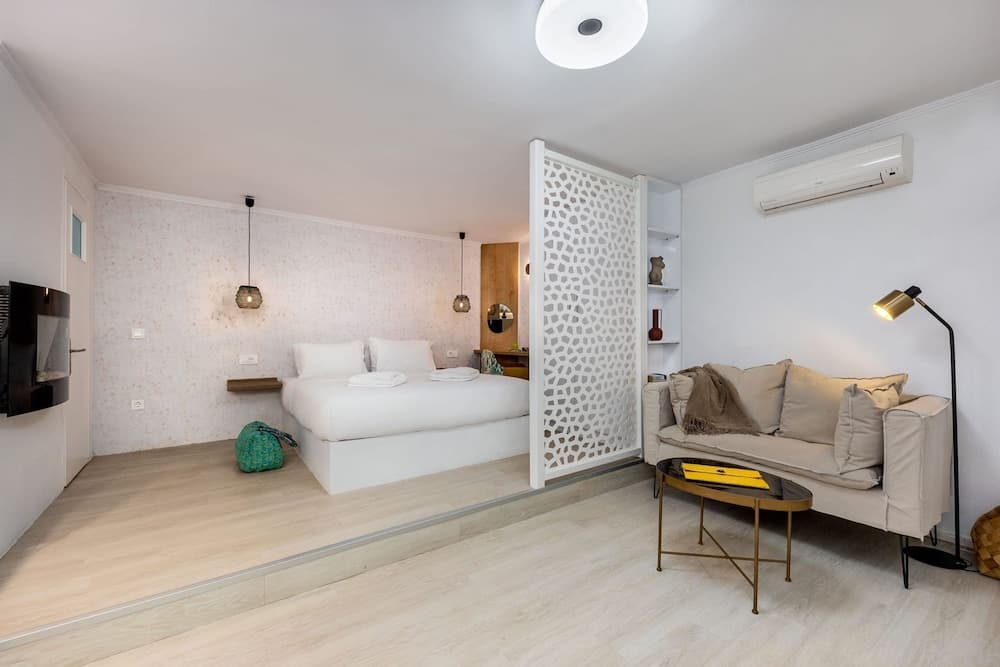 Blupine Residences Vouliagmeni, Vari-Voula-Vouliagmeni
