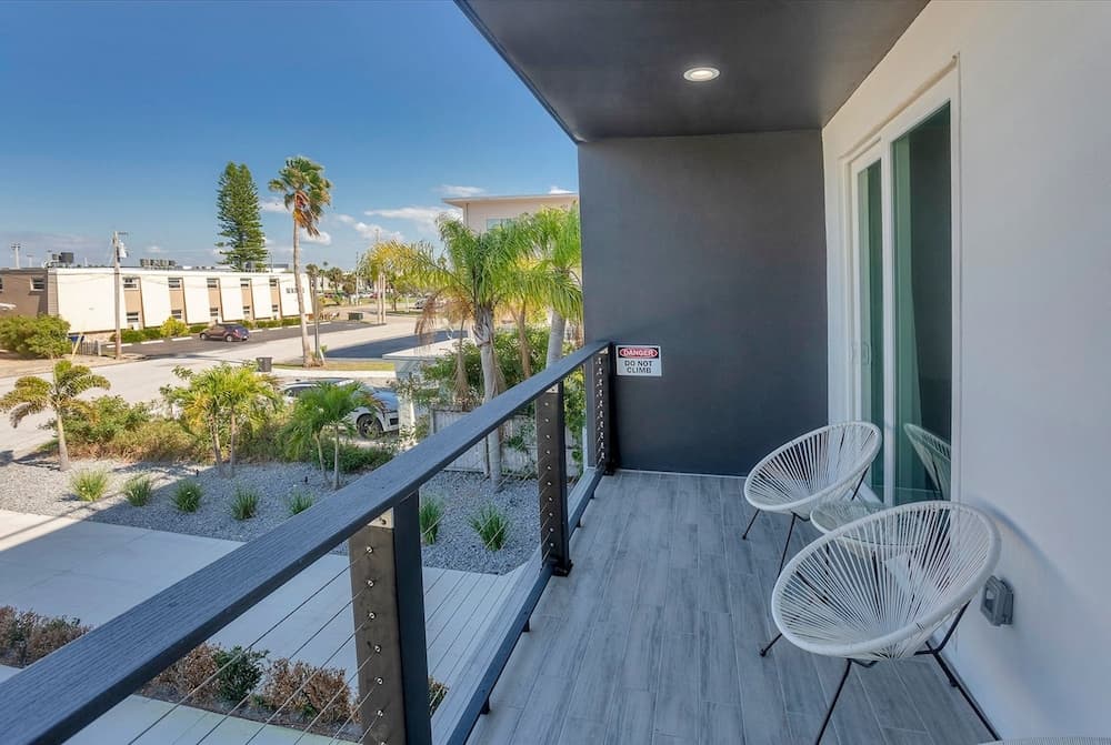 Luxury Pool Home/golf Cart, Madeira Beach, photo 3