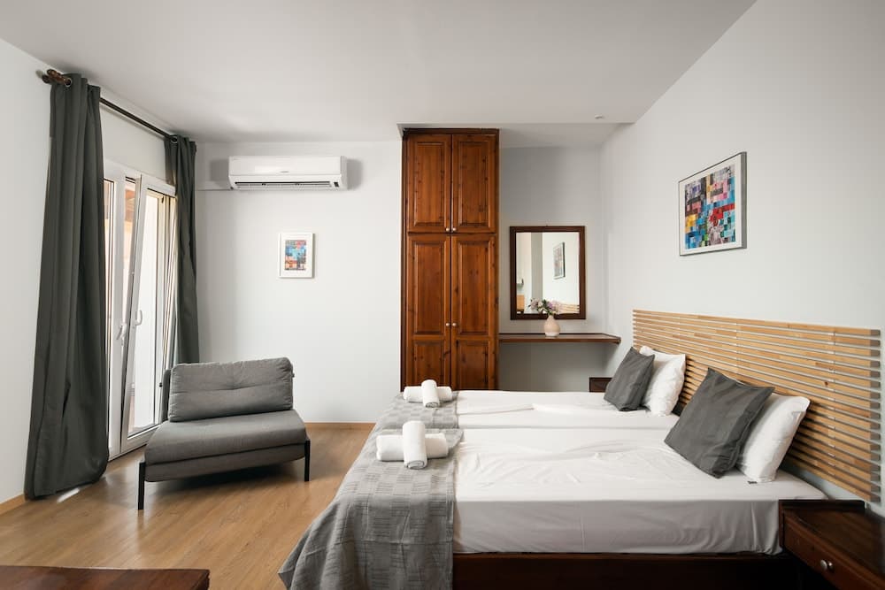 Folies Corfu Hotel Apartments, Corfu, photo 4