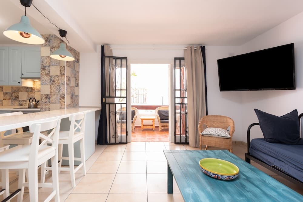PORT ROYALE Apartments, Arona, photo 3