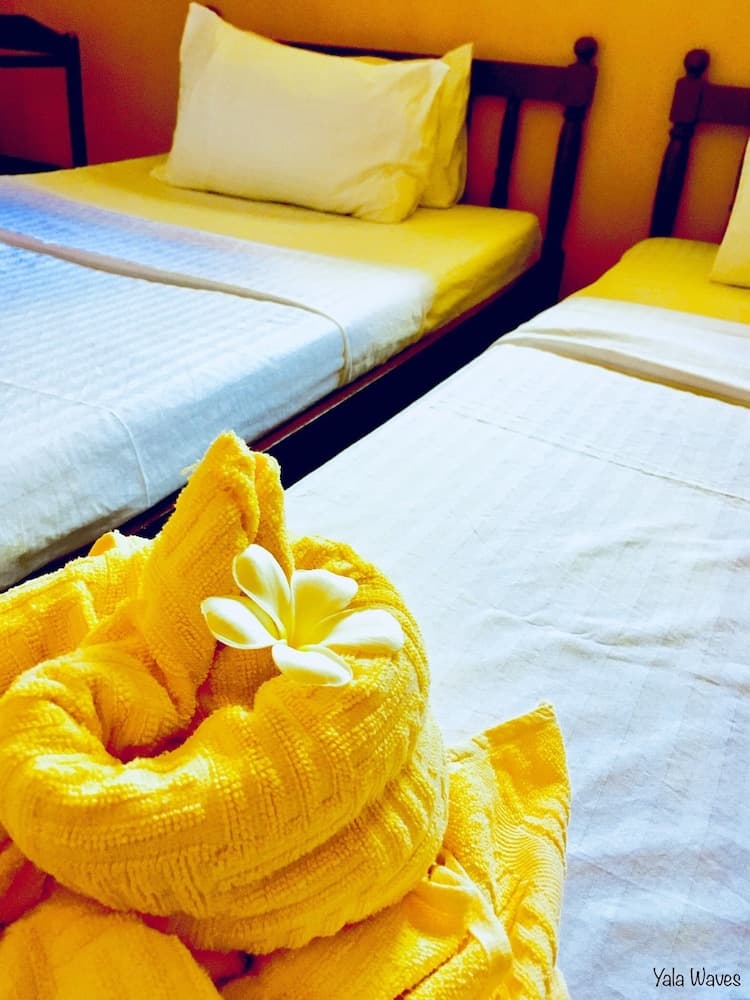 Yala Waves Beach Resort, Kirinda, photo 4