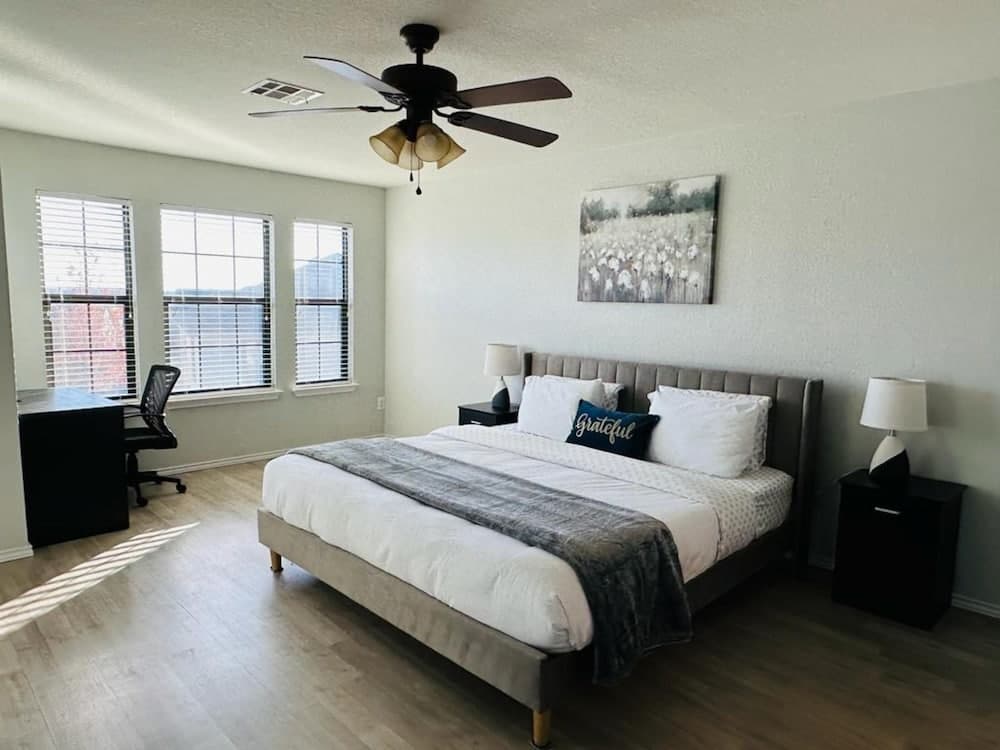 Autin - Family & Groups - Modern Lux, Round Rock, photo 2