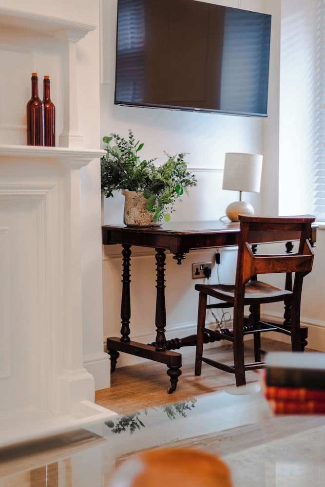 8 The Quadrant Luxury Apartments Hoylake, Hoylake, photo 3