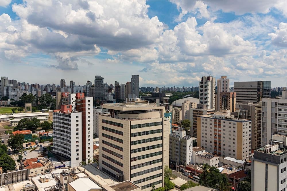 LFLATS no The First Free Flex Residence, São Paulo