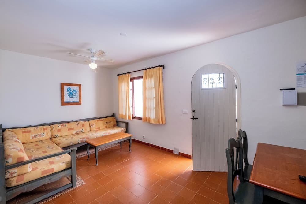 Apartamentos Son Bou Gardens, Alayor, photo 6