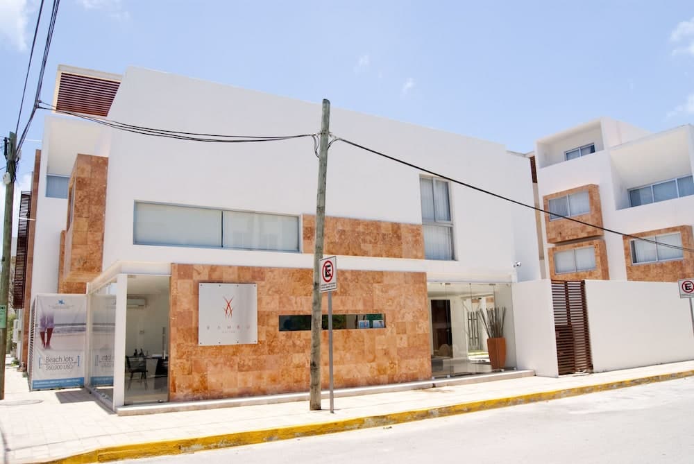 Bambu Suites - Near Quinta Avenida, Playa del Carmen