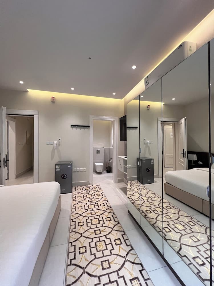 Riyadh Luxury, Riyadh