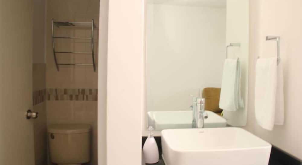 Cantabria House Suites, Aguascalientes, photo 6
