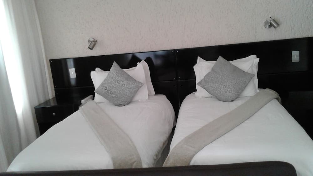 Queness Inn, Maun, photo 5