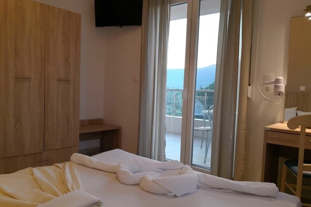 Porto Thassos, Thasos, photo 6