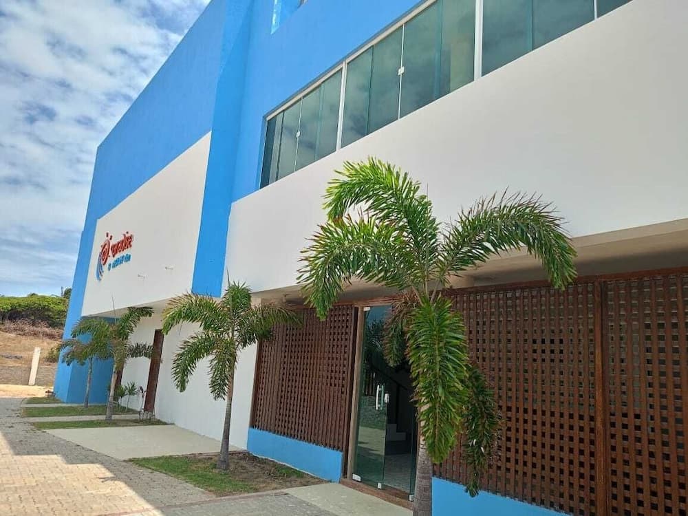 Paradise Beach Club, Fortim