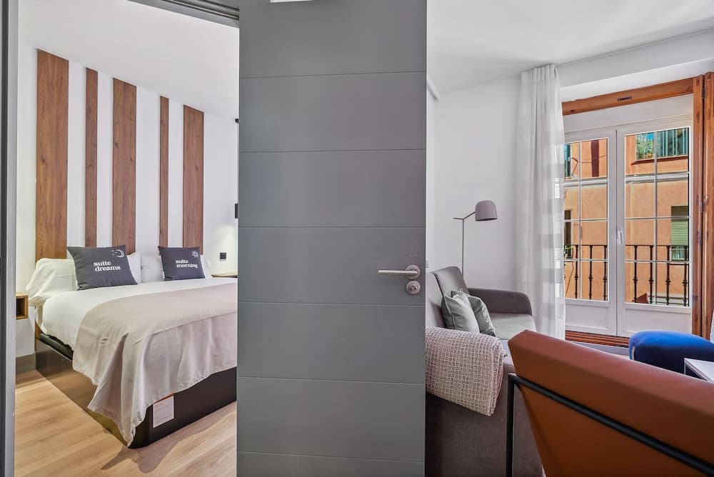 Limehome Madrid Calle de Santa Ana, Madrid, photo 6