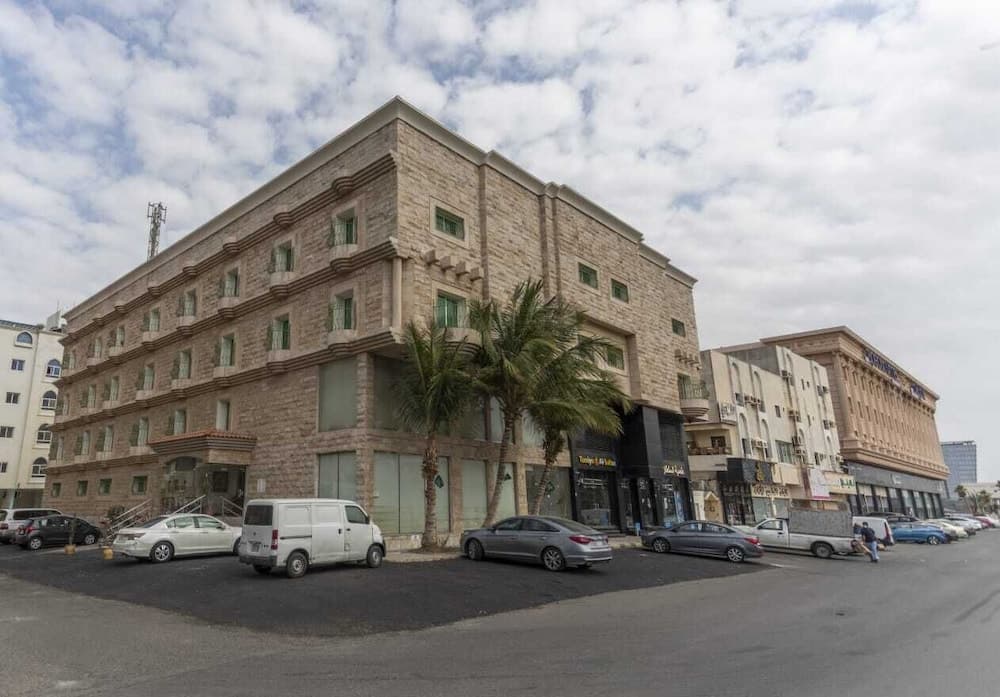 Shaqaq Dalmun, photo 2