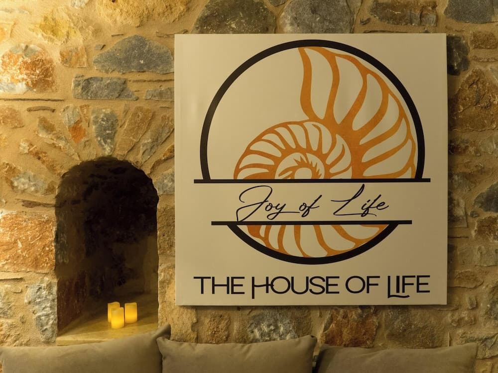 The House Of Life, West Mani, photo 6