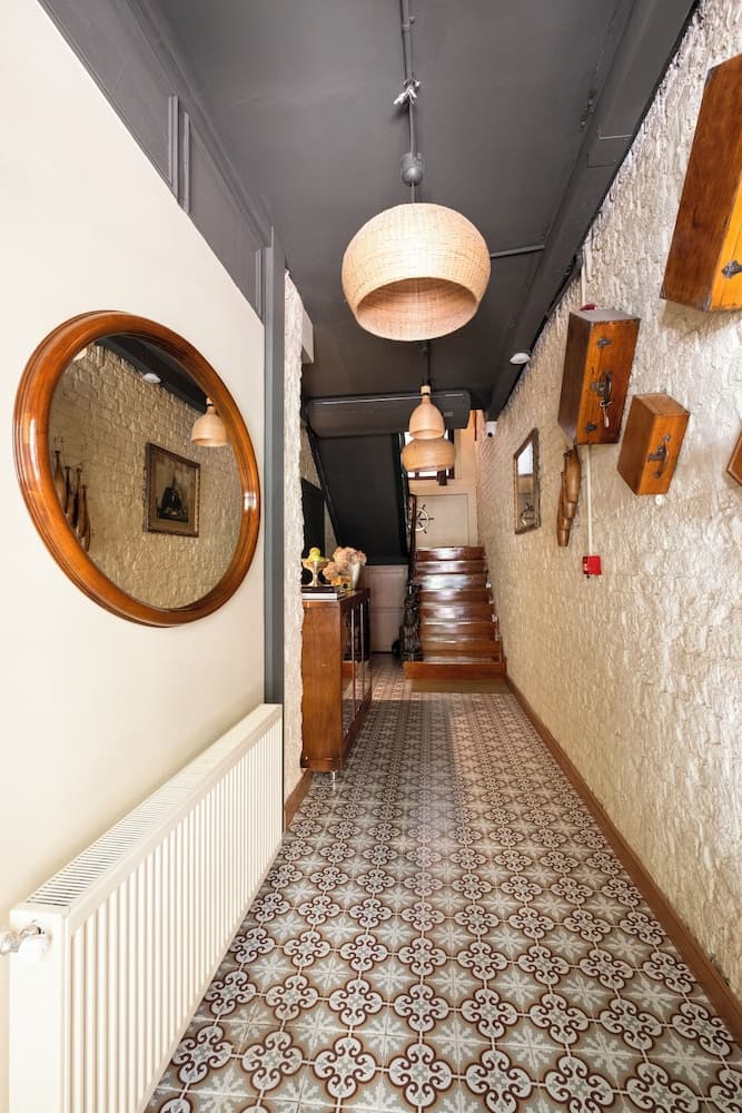 Level Suites, Istanbul