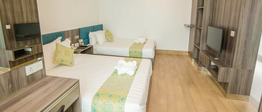 The Twin B Palace Hotel & Apartments, Phnom Penh, photo 5