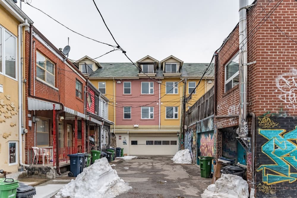 Kensington Place Aparthotel, Toronto