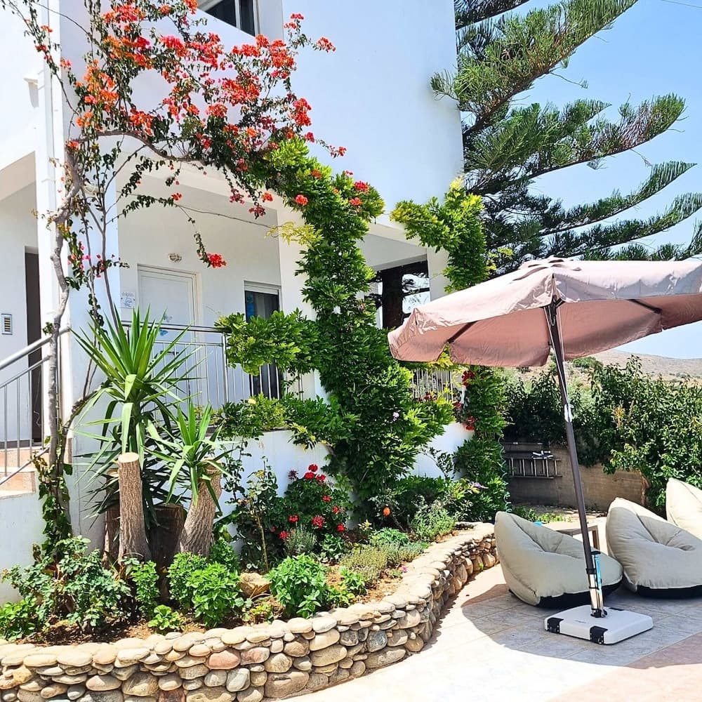 Building at Infinity Wellness Apartment Hotel
