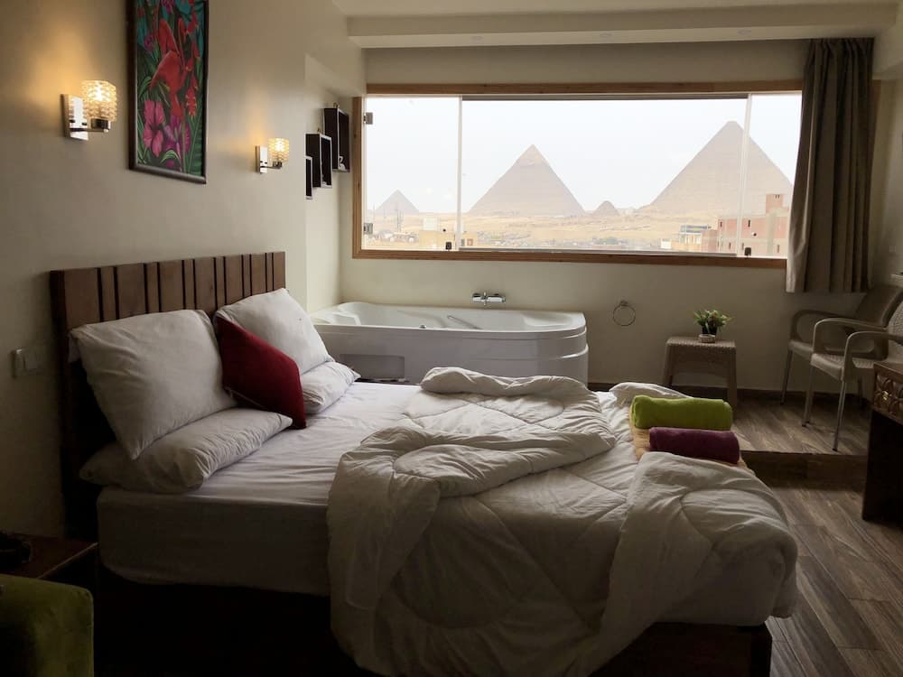 Sun Pyramids View Inn, Giza