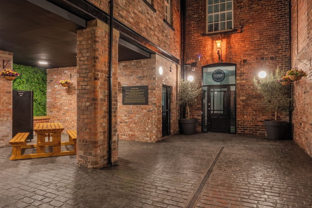 The Old Lyric Hall - St David Aparthotel, Barrow-in-Furness, photo 2