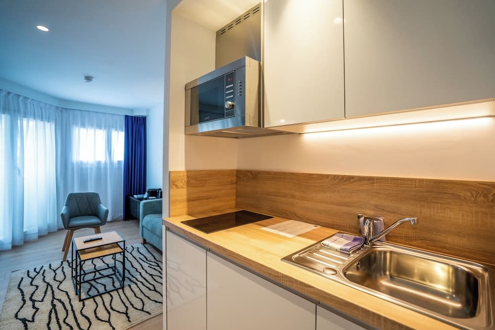 abba Apartments Playa de Gros San Sebastián, San Sebastián, photo 4