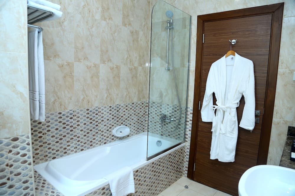 Tulip Al Barsha Hotel Apartment, Dubai, photo 5