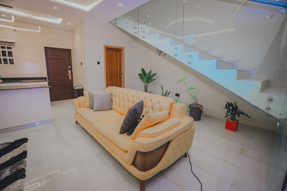 PLATINUM PLUS APARTMENTS, Oshiyie, photo 4