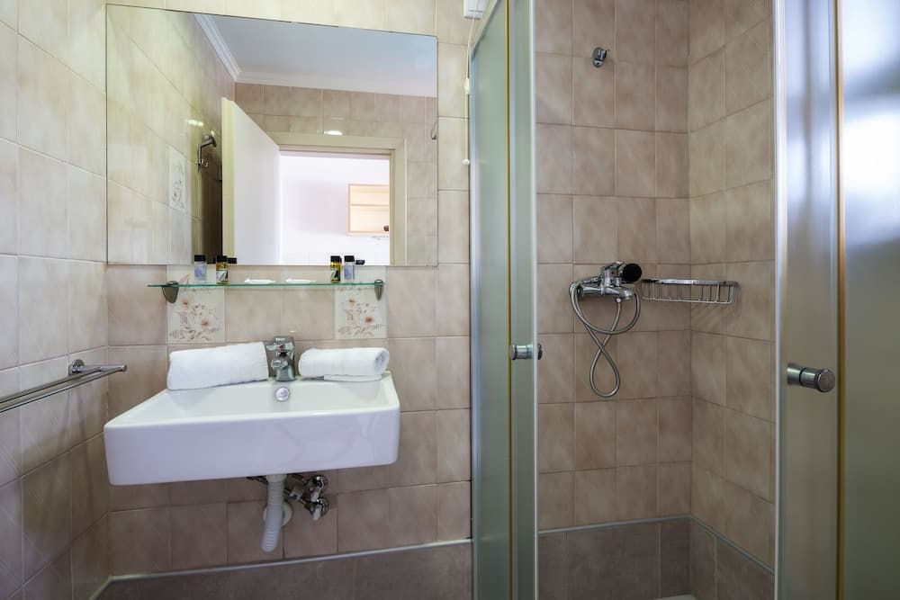 Terinikos Sunny Garden Hotel & Junior Suites, Rhodes, photo 3