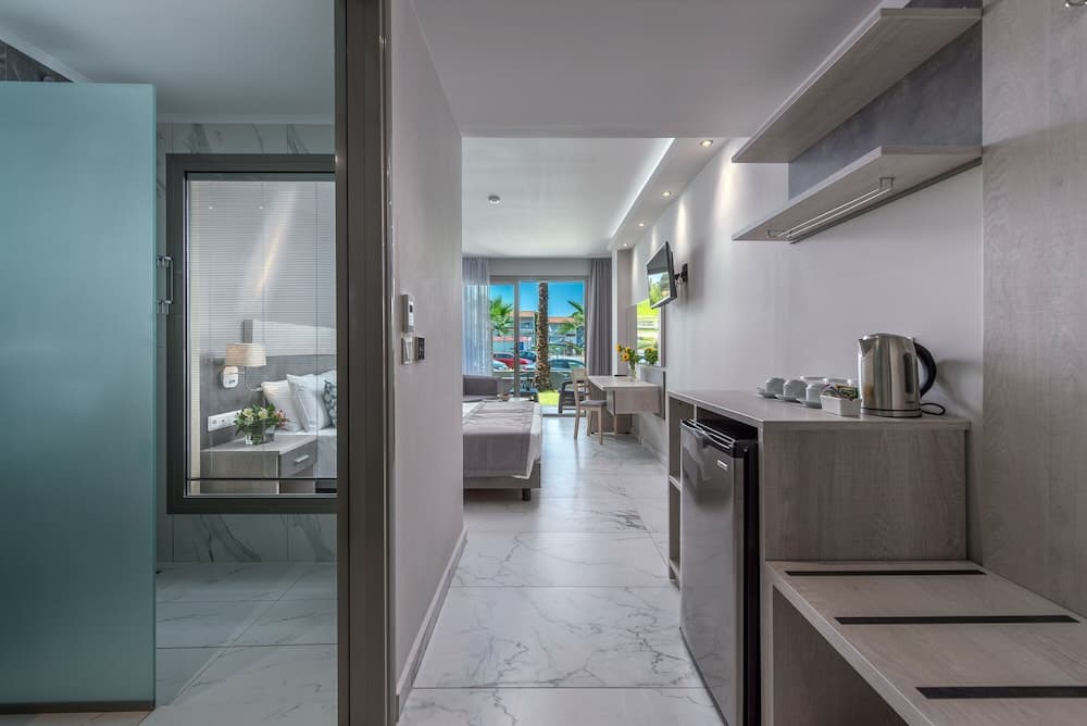 Dionysos Hotel & Suites, Kassandra, photo 3