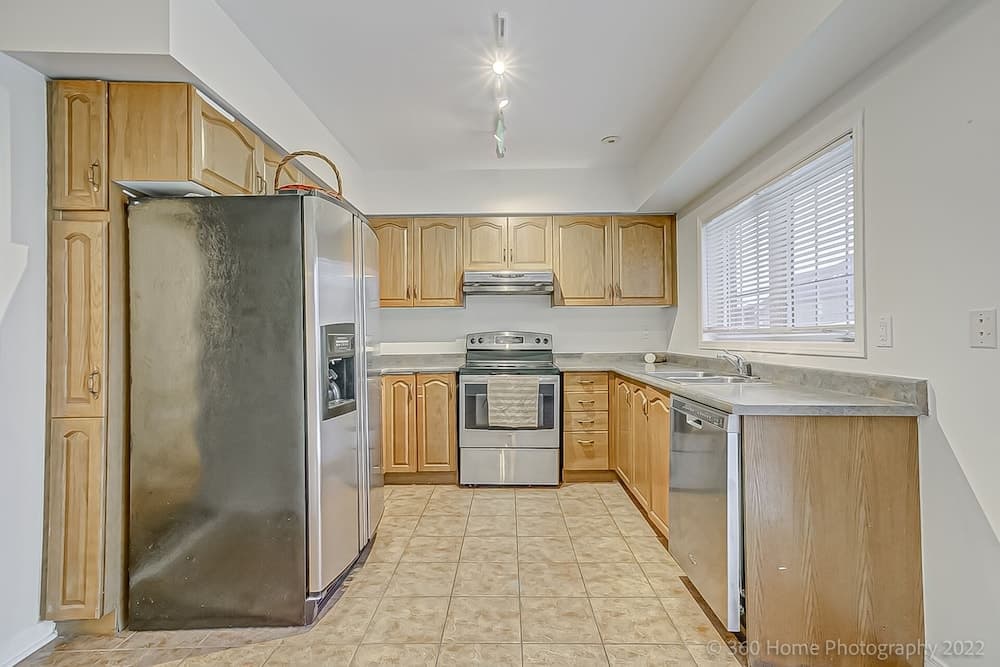 Urban Retreat A Modern 5BR Townhouse, Toronto, photo 5