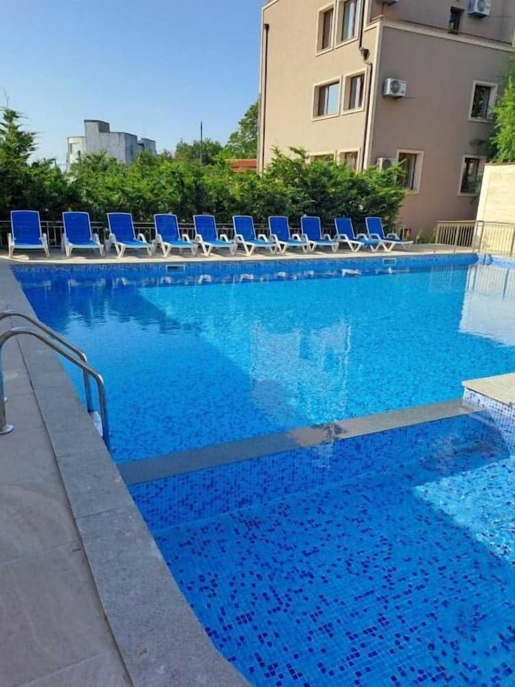 Vemara City Apart Hotel, Varna, photo 3