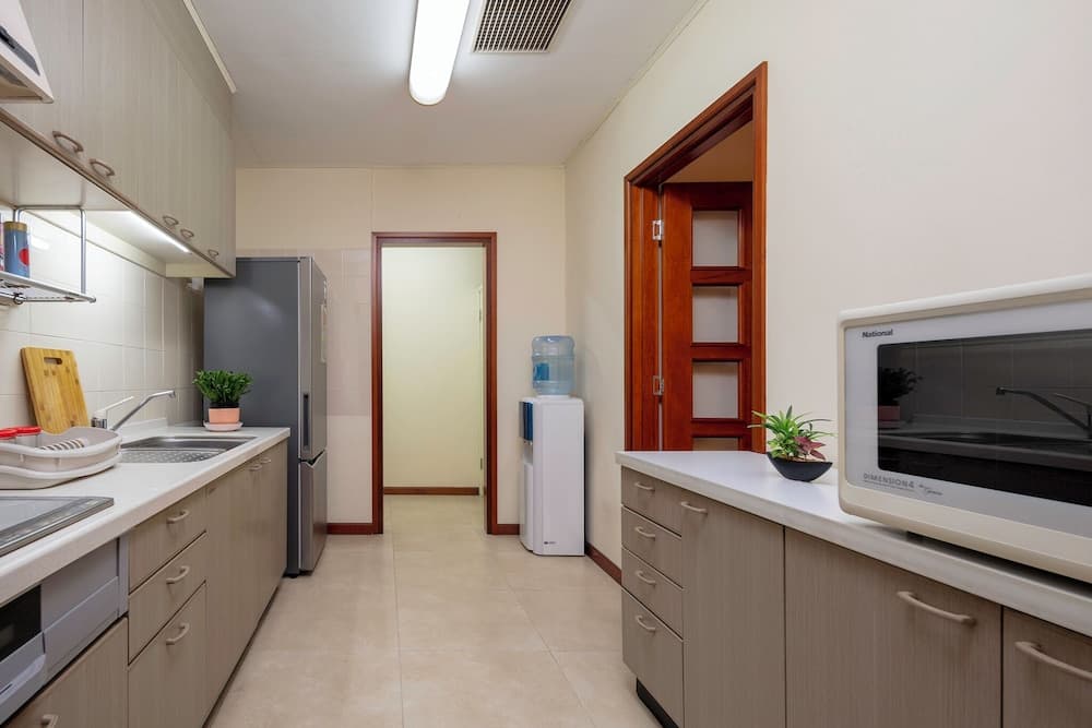 V-Tower Hanoi Serviced Apartment, Hanoi, photo 2