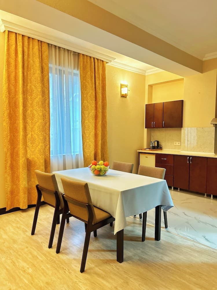 Crown Suites, Baku, photo 4