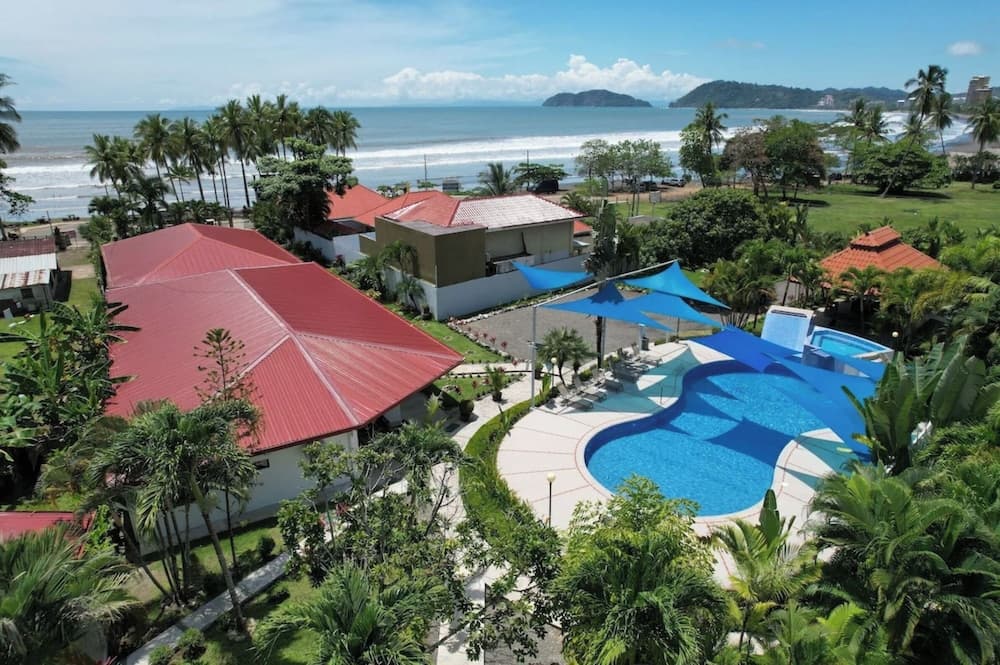Macaw Beachfront Retreat, Jaco
