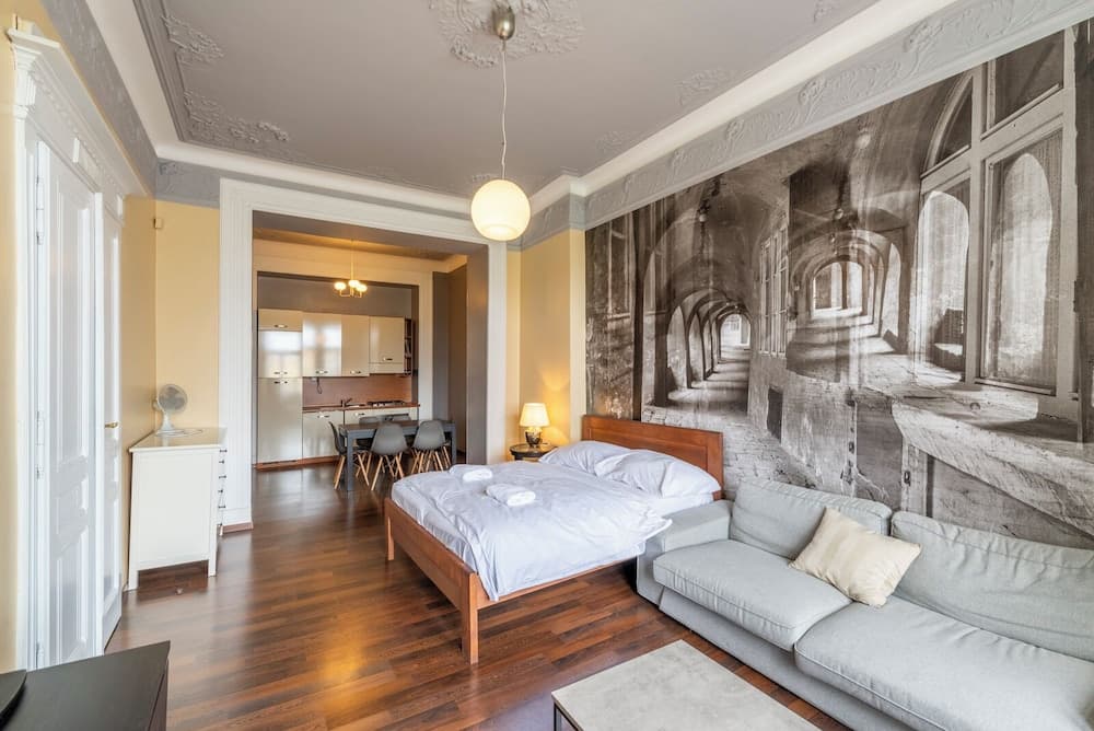 Janáčkovo nábřeží - Riverside Residence, Prague, photo 4