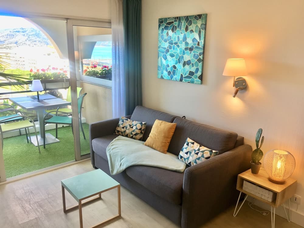 MyHome Riviera Apartments - Cannes Rentals, Cannes, photo 3