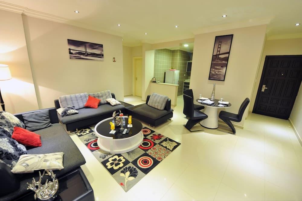Al Janadriyah Suites 7, Riyadh, photo 2