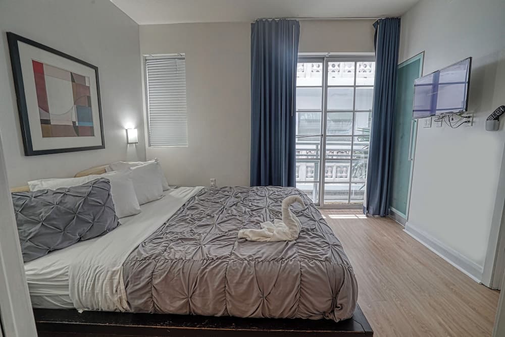Private Apartment at the Congress, Miami Beach, photo 4