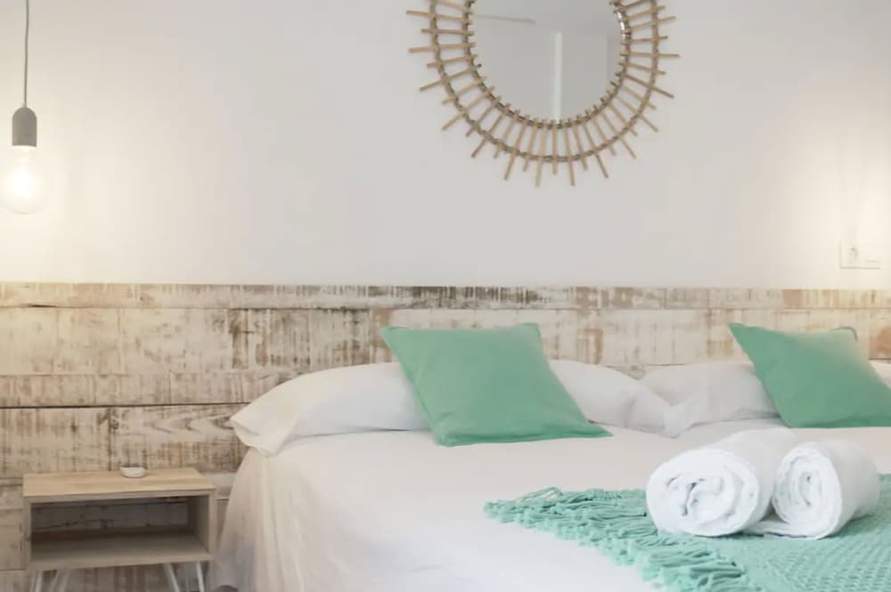 Apartamentos Fleming 50, Sant Antoni de Portmany, photo 5