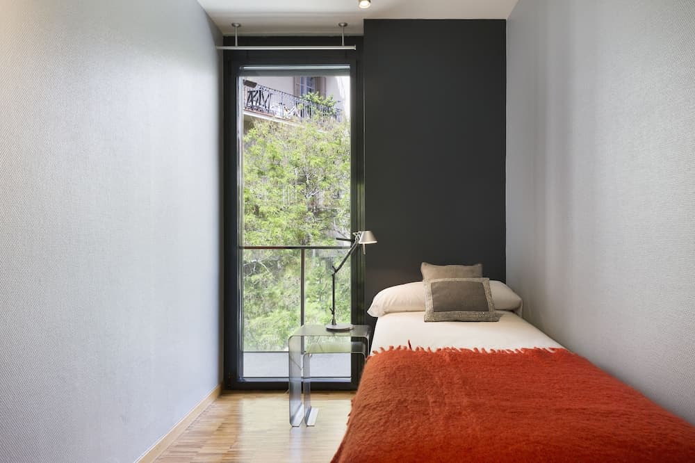 My Space Barcelona Executive Apartments Center, Barcelona, photo 3