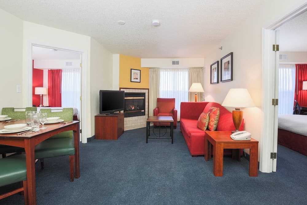 Residence Inn By Marriott Flint, Flint