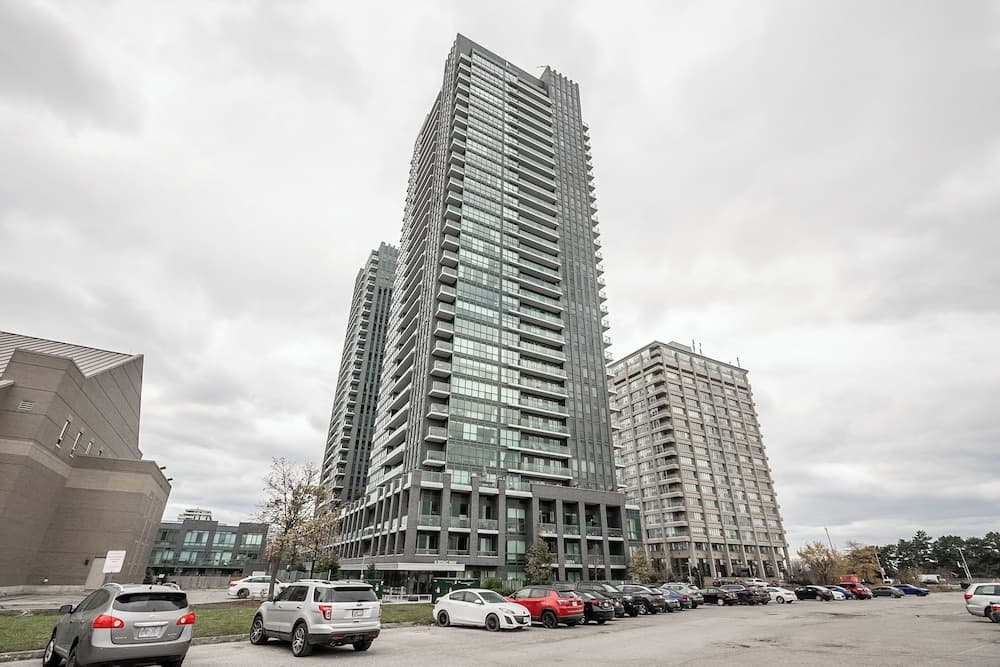 Modern Sonic Way Condos, Toronto